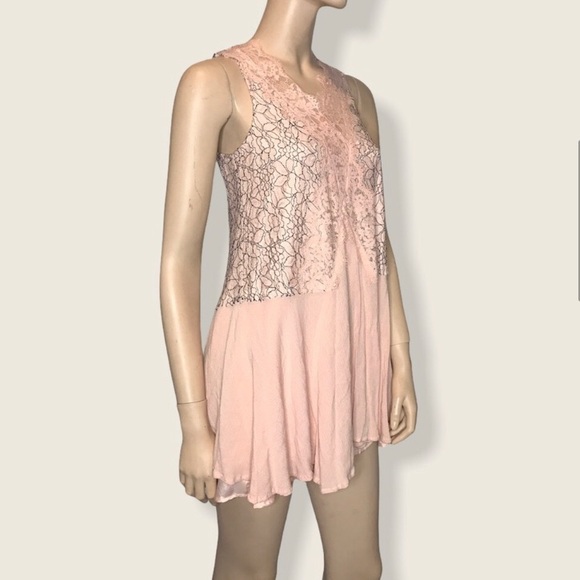 Ina Small Oversize Pink Lace Mini Summer Dress - Picture 5 of 7